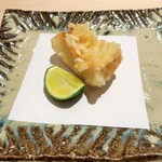 新ばし 星野 - 白甘鯛の松笠揚げ