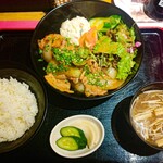 豚丼ながい - 