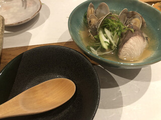 Kunitachiouka - 白身魚とアサリの酒蒸し