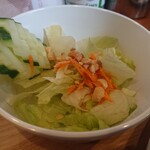 タイ料理 ルークタオ - ・サラダ、ナッティーでしょっぱくない