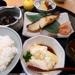 鈴波 - 銀だら定食（寄せ豆腐追加）