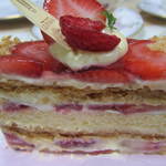 ル・ピノー - いちごのミルフィーユ