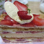 ル・ピノー - いちごのミルフィーユ