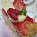 ル・ピノー - いちごのミルフィーユ