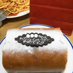 パティスリーブルボン - 純生ロールケーキ。子供が好きなので、誕生日ケーキにしました。（プレートは別売り100円。）