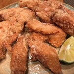 天然魚と七輪焼き 隠れ居酒屋 雑魚や - 淡路産若鶏の唐揚げ