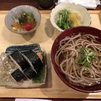 自家製粉石臼挽きうどん 青空blue 本店 - 