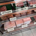 海老澤精肉店 - ショーケース