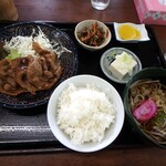 和楽 - 料理写真:豚ロース　ヤキニク定食（そば）￥700