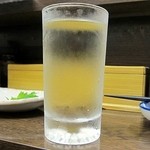 さかなでいっぱい - 地酒は2種類いただきました、大山　特別純米生酒となにわ　純米吟醸原酒　魚と日本酒は鉄板ですね♪