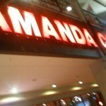 アマンダコーヒーズ - AMANDAの赤い看板です