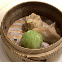 鴻臚 - 