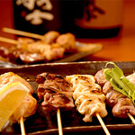 備長炭火焼鳥たまるや - 繊細な焼き加減をお楽しみください。