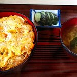 Oshokujidokoro Mino - かつ丼(煮込み)