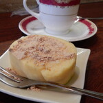 夢や - きなこがかかったロールケーキ