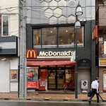 マクドナルド - 一応外観写真をね