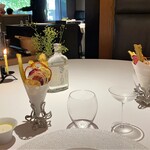 レフェルヴェソンス - 野菜クリスプのブーケと豆腐サワークリーム