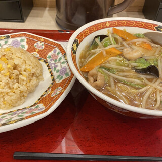 中華食堂 一番館_1