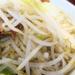 ラーメン二郎 - ヤサイ（そのまま）