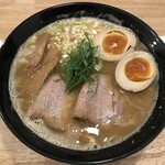 麺屋 K - 鶏×魚ラーメン 850円(税込)＋煮卵 100円 