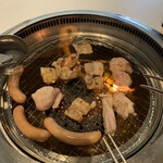 Yakiniku Juujuu Karubi - 