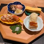 おおたに - 仙鳳趾産牡蠣の塩焼き 車海老のあられ揚げ 穴子の棒寿司 出汁巻き卵 じゃが芋のはりはり