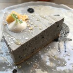 カフェ ケシパール - 黒ゴマのクリームレアチーズ♡