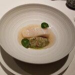 オマージュ - 真名鰹の西京味噌マリネ 山形のだし風 ナスタチウム イタリアの魚醤のスープ