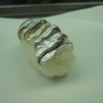 一鮨 - しんこ（５枚付）（おまかせにぎり）