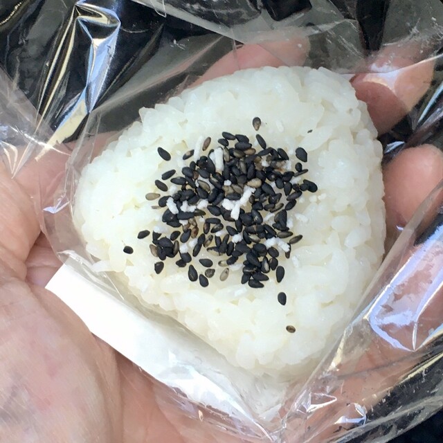 高円寺 エキソト改札脇おにぎり屋でテイクアウト By まめぞう おむすび こももち 高円寺店 高円寺 おにぎり 食べログ 高円寺 エキソト改札脇おにぎり屋でテイクアウト By まめぞう おむすび こももち 高円寺店 高円寺 おにぎり 食べログ