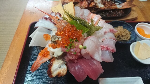 魚屋直営食堂 魚まる 赤嶺 定食 食堂 ネット予約可 食べログ 魚屋直営食堂 魚まる 赤嶺 定食 食堂 ネット予約可 食べログ