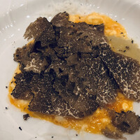 La Brianza - ポルチーニのラビオリ　椎茸　黒トリュフ掛け