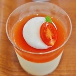 芳林堂 - 「チーズムースとトマトジュレ」新発売\262です（6/29UP）