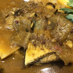 LAMP - チキンカレー接写！ライス（400g迄）もこのチキンカレースープもおかわり自由らしい。鼻血ぶう。