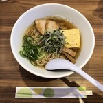 節屋かつら - 節だしラーメン：８００円（税込）