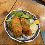 中落ち100円の店 まぐろんち - カキフライ2ケ