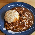 SACHiA Beef stroganoff - ビーフストロガノフ。ライスは、バターライス。