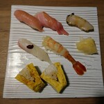 Sushi Teppanyaki Hiiragi - 特上握り  2皿で   2880円  安くて美味しい