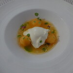 ビストロ ダイア - 生ローリエ香るパンナコッタ 宮崎産メロンのスープ仕立て ホワイトサングリアのジュレ