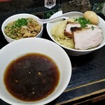 塩そば専門店 桑ばら - 穴道湖シジミの冷やしつけ＋塩豚めし