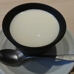 長男、もんたいちお - 濃厚杏仁豆腐～好きッ♪