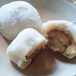 叶 匠壽庵 - 栗の甘露煮と栗餡入り