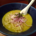 麺処 にぼし香 - 冷や牡蠣