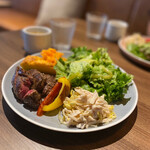 EAT Healthy Food Cafe - 