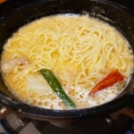 Uotami - 〆は麺を入れてラーメンの完成