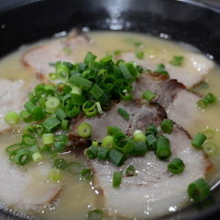 博多糟屋らーめん あかつき_1