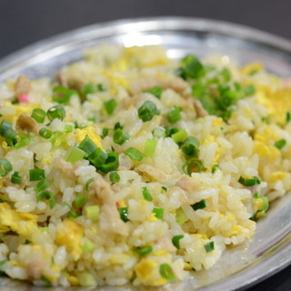 博多糟屋らーめん あかつき_2