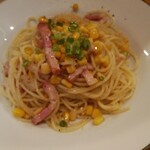 鉄火鳥 - ベーコンととうもろこしのパスタ