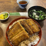 Igaki - 鰻丼上¥3000と肝吸い200円❤️