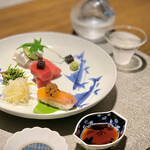 ふふ 河口湖 - 鮮　本鮪　縞あじ　富士の介握り　あしらい彩り